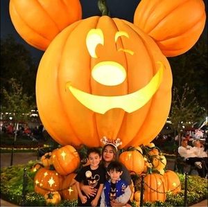 Meet your Posher, Norma